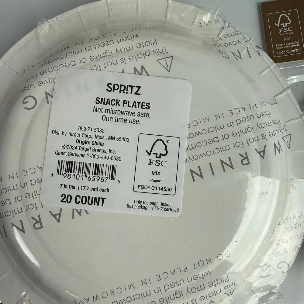 New Year’s Eve Party Supplies Bundle Spritz Black Gold Balloons Plates Hats